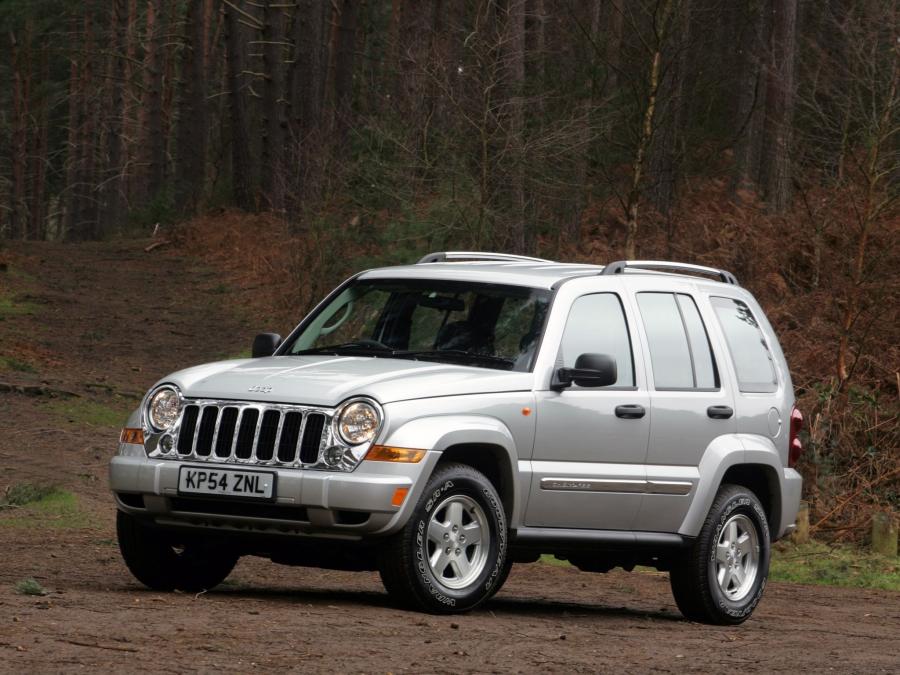  Jeep Cherokee Limited 2005 года  (UK) (фото 24 из 30)